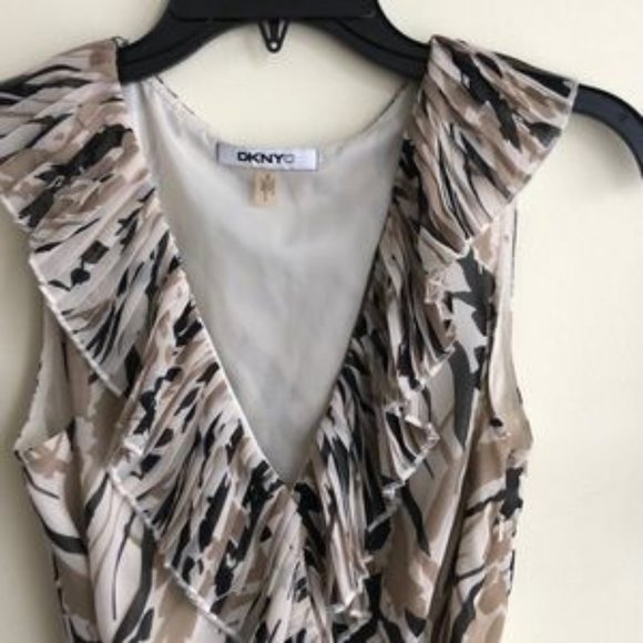 DKNYC Sleeveless Dress - Picture 2 of 3